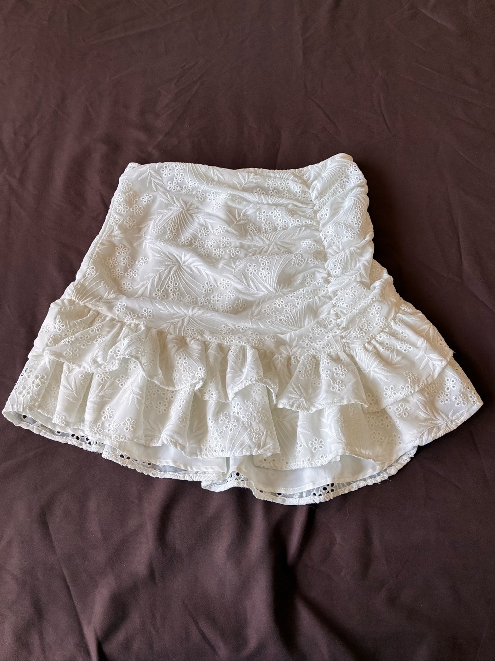 Majorelle White Eyelet Embroidered Ruffle Mini Skirt Size Small